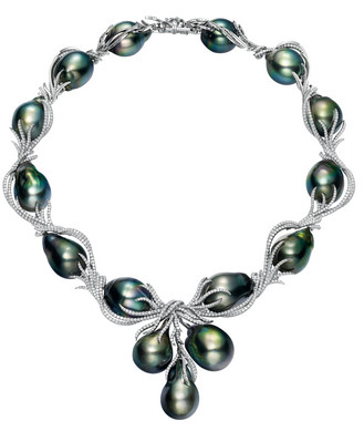 This 'Natural Mystic' necklace in white gold, designed and created by Robert Wan Tahiti, is made with rare baroque pearls measuring more than 15mm in diameter, and embellished with 1,400 micro-set diamonds.